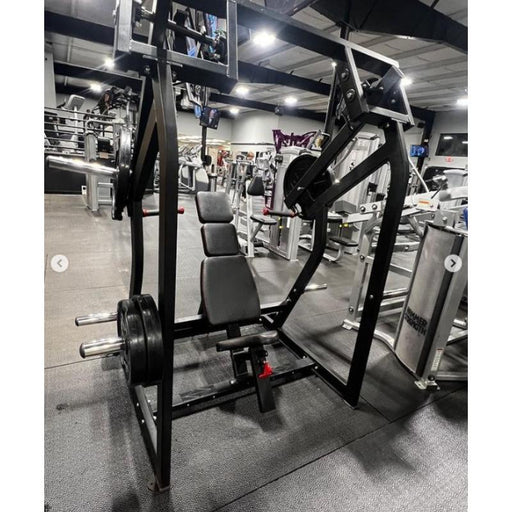Muscle D Excel Shoulder Press on Gym Floor