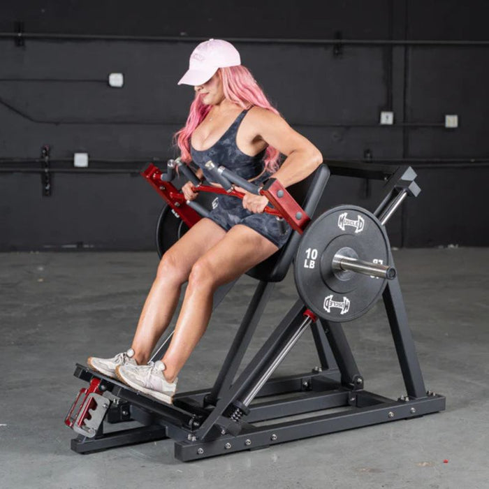 Muscle D Power Leverage V2 Linear Bearing Row female athlete start position