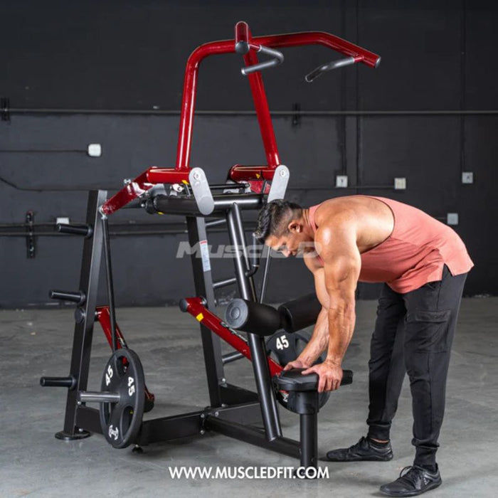 Muscle D Power Leverage V2 Rotary Lat Pulldown male adjusting seat