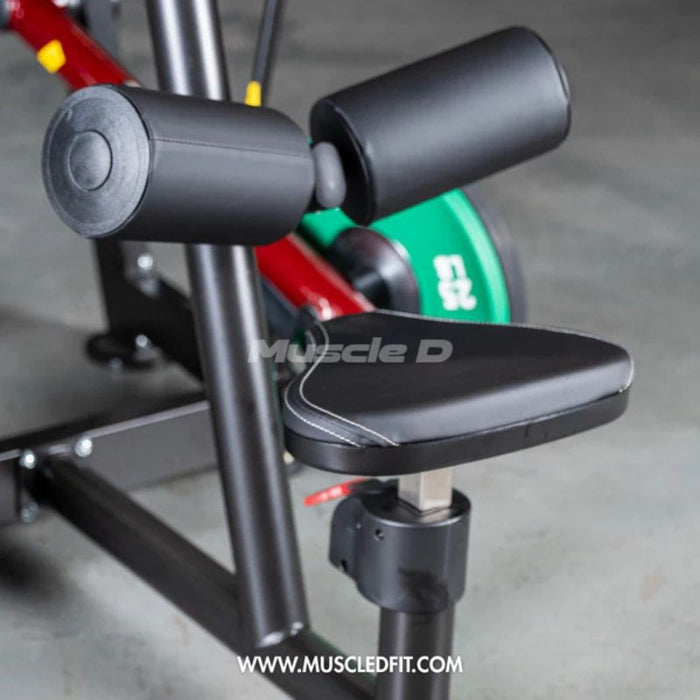 Muscle D Power Leverage V2 Rotary Lat Pulldown seat and thigh pad detail