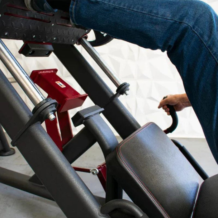 Muscle D Pro Strength Leg Press linear bearing rail detail